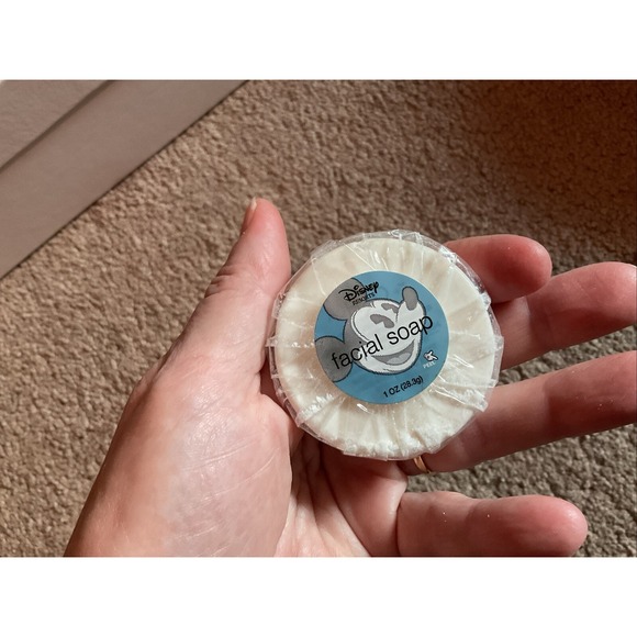 Disney Round Bath/facial Soaps Sealed, Mickey Mouse, 7 Soaps - Picture 4 of 5